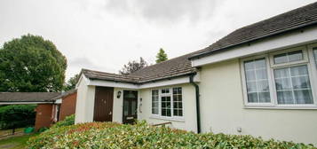 2 bedroom semi-detached bungalow for sale