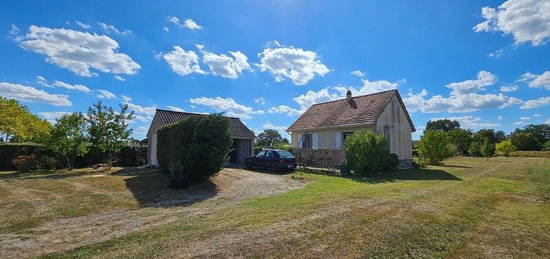 Maison habitable de suite  au calme, 2 garages