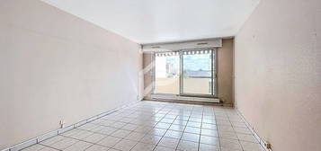 Appartement  à vendre, 3 pièces, 2 chambres, 75 m²