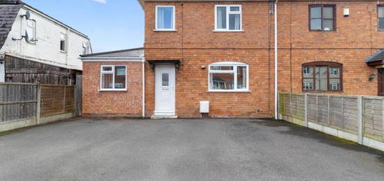 4 bedroom semi-detached house