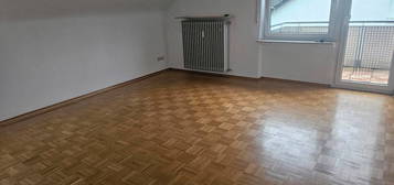 4 Zimmer DG Wohnung