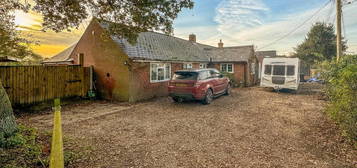 4 bedroom cottage for sale