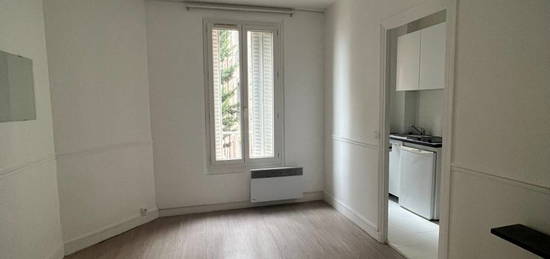 Appartement  à louer, 2 pièces, 1 chambre, 32 m²