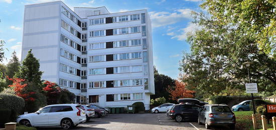 Flat to rent in Sandrock Road, Tunbridge Wells TN2