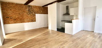 Appartement  à louer, 3 pièces, 2 chambres, 55 m²