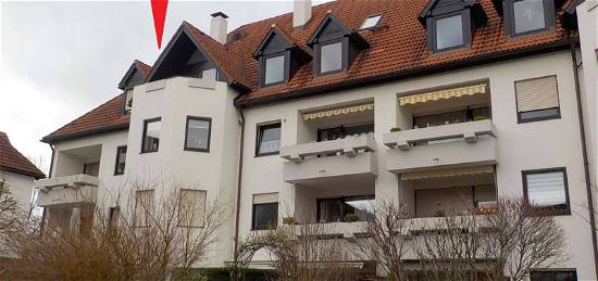 Schöne, helle 2 ZKB Dachgeschoß-Maisonette-Wohnung mit Balkon und Galerie in ruhiger Lage!