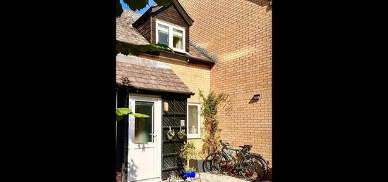 1 bed terraced house to rent