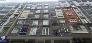 TURYAP'TAN İKİNİSAN CADDESİNDE KİRALIK EŞYALI 2+1 DAİRE