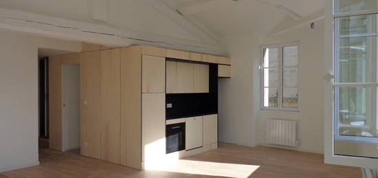 Location appartement 2 pièces 65 m²