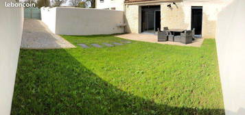 Maison, jardin, terrasse et patio