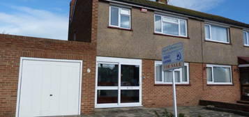 3 bed semi-detached house for sale