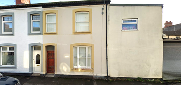 End terrace house to rent in Newport Street, Cardiff CF11