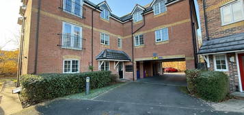 Flat to rent in Birchfield Close, Tamworth B77