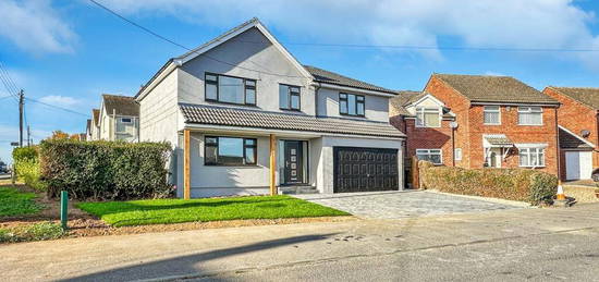 5 bedroom detached house for sale