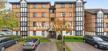 Flat for sale in Somerset Gardens, Creighton Road, London N17