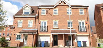 3 bedroom terraced house