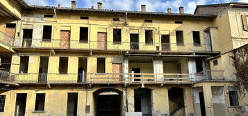 Casa indipendente in vendita in via Giuseppe Ripamonti s.n.c