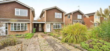 3 bed detached house for sale