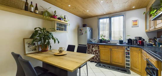 Appartement  à vendre, 3 pièces, 2 chambres, 60 m²