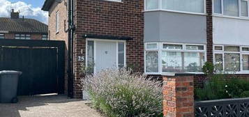 3 bedroom semi-detached house