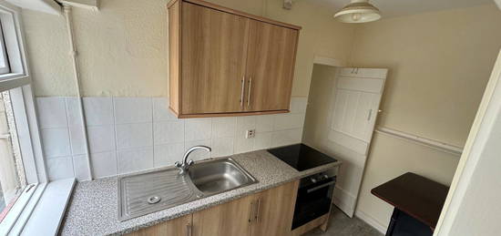 Flat to rent in Lower Redland Road, Bristol BS6