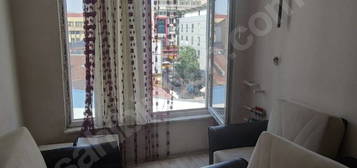 VAN MARAŞ CADDESİNDE KİRALIK 1+0 DAİRE