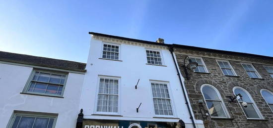 Property to rent in Higher Market Street, Penryn TR10