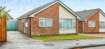 1 bedroom detached bungalow for sale