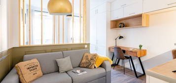 Studio meublé  à louer, 1 pièce, 27 m², Étage 3/5