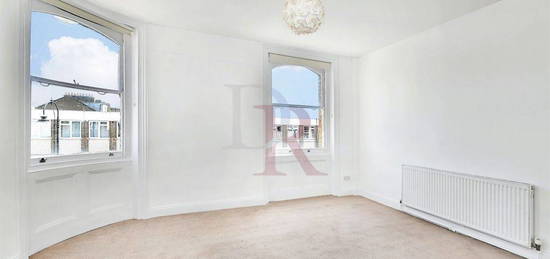 Flat to rent in Kentish Town Road, Kentish Town NW5