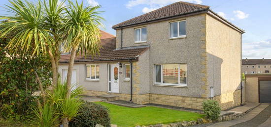 4 bed link detached house for sale