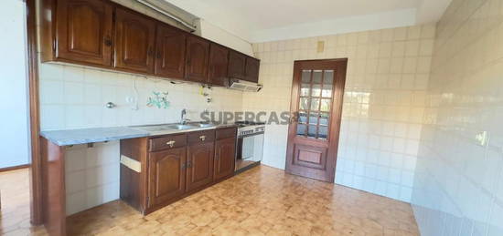 Apartamento T3 Zona Viseu