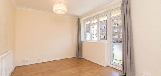 4 bed maisonette to rent