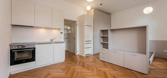 Pronájem bytu 1+kk 32 m²