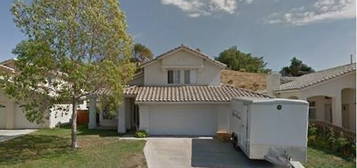 12153 Knoll Crest Pl, Lakeside, CA 92040