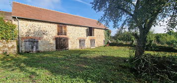 Grange isolée et maison louée