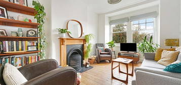 Maisonette for sale in Vartry Road, London N15