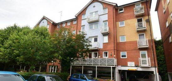 Flat to rent in Silvanus House, Silvanus House, High Street, Ramsgate CT11