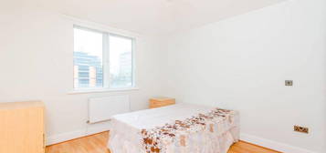 3 bedroom flat to rent