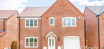 5 bedroom detached house