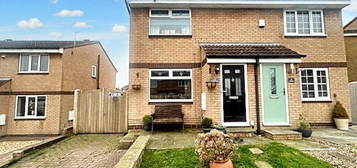 2 bedroom semi-detached house for sale