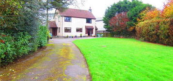 3 bed detached house to rent