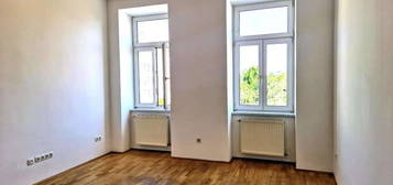 Helle Wohlfühlwohnung mit Grünblick - Nähe Sonnwendviertel - ideal für Singles und Paare