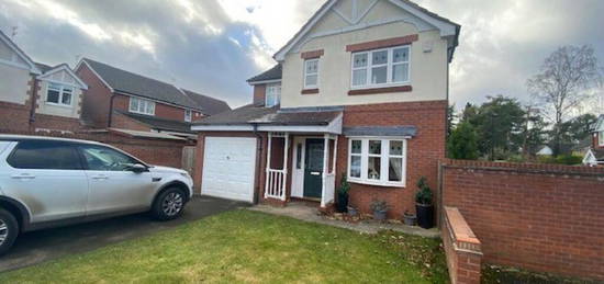 4 bedroom detached house