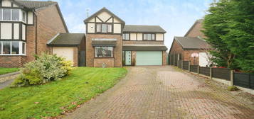 4 bed detached house for sale