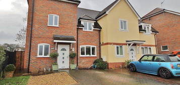 4 bed semi-detached house for sale