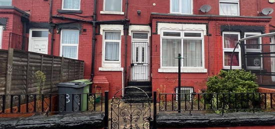 2 bedroom terraced house