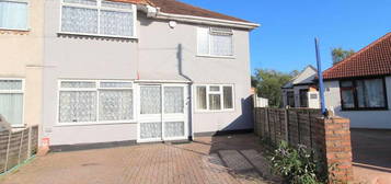 7 bedroom semi-detached house for sale