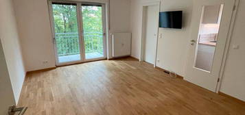 Moderne 2-Zmmer-Wohnung mit EBK u. Stellplatz in DEG Zentrum