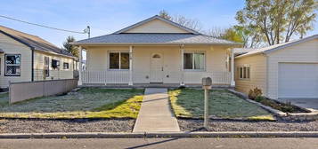 718 NW Deer St, Prineville, OR 97754